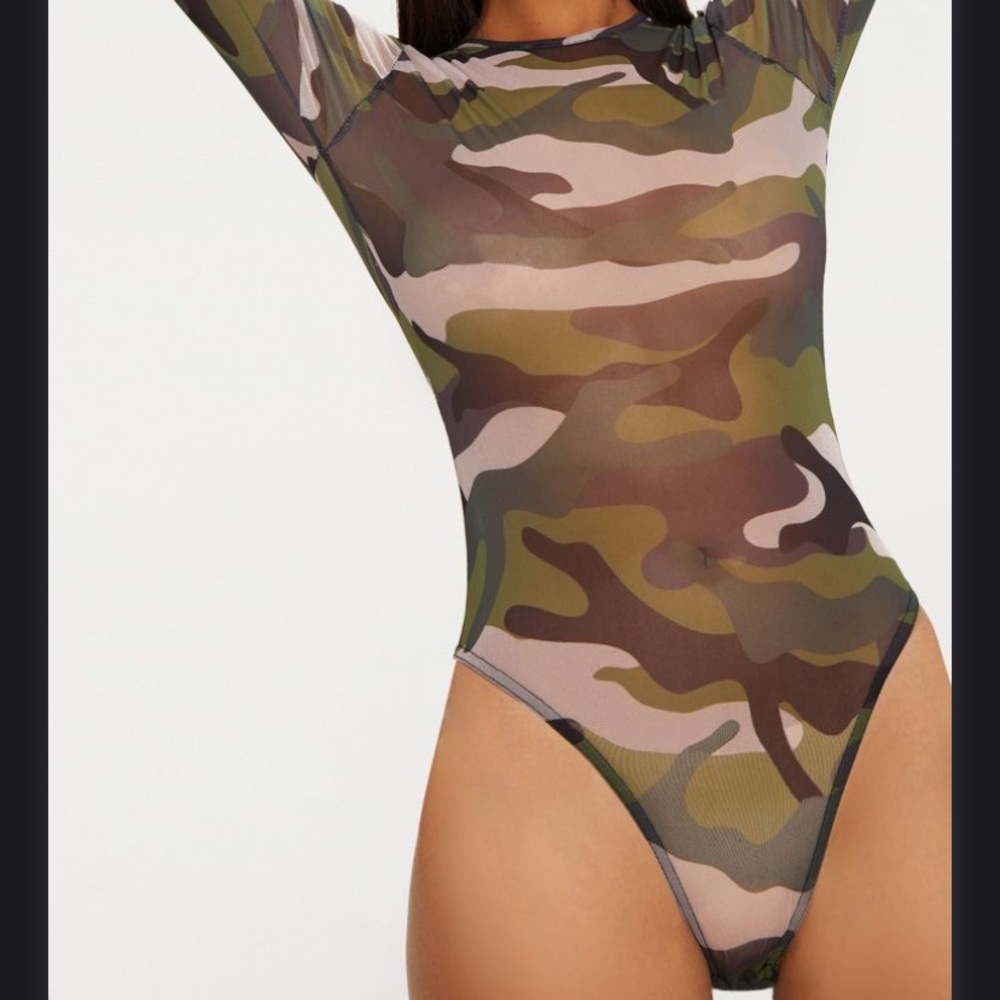 Green Camo bodysuit from PrettyLittleThing (PLT)